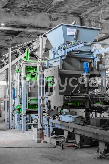 Бордюр тротуарный, серый