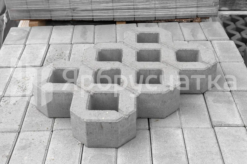 Газонная решетка П 10-6 серый